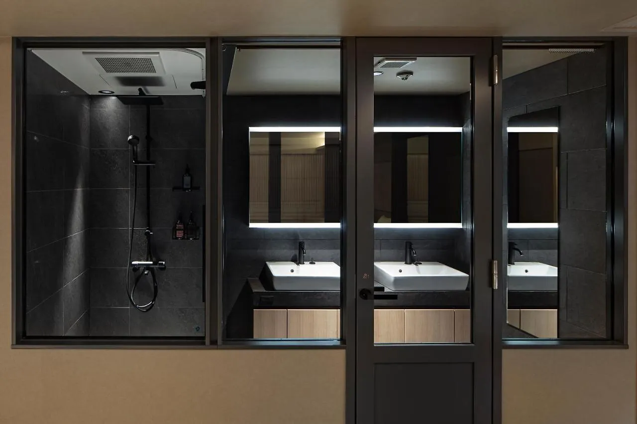 Hotel Tou Nishinotoin Kyoto 4*,